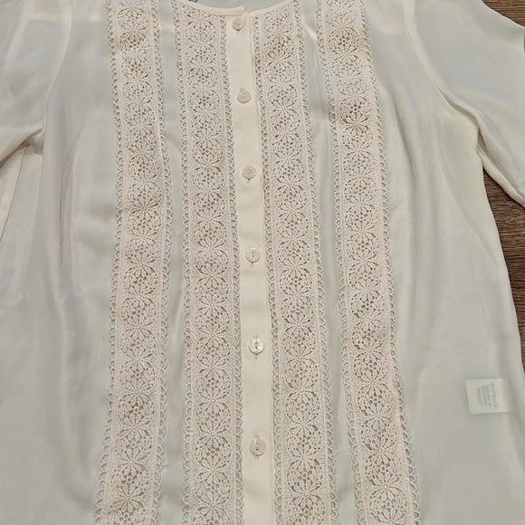 Lauren Conrad Sheer Cream Button Up Blouse w/ Pattern Detail - Picture 3 of 5